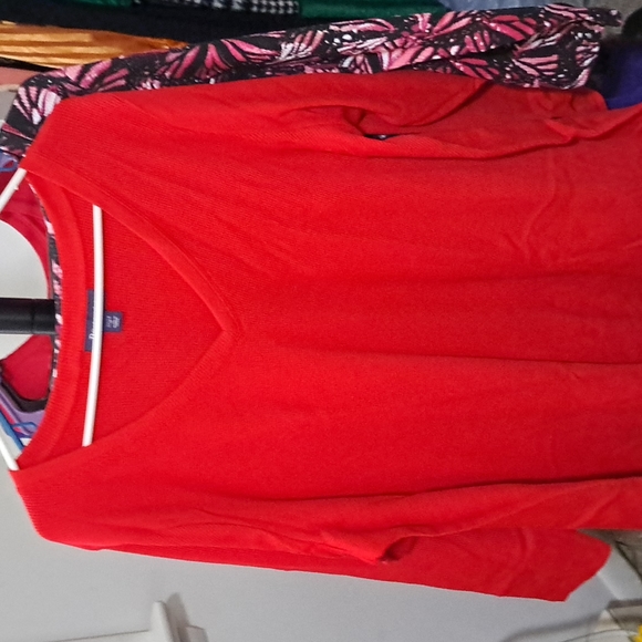 Tunic - Picture 1 of 2